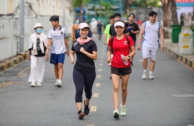 toc-do-di-bo-ly-tuong-de-keo-dai-tuoi-tho