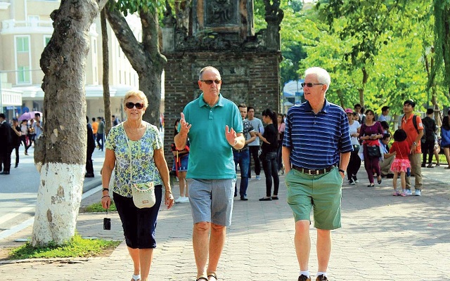 du-lich-ha-noi-tang-toc-cuoi-nam-de-but-pha-don-dong-khach-lon