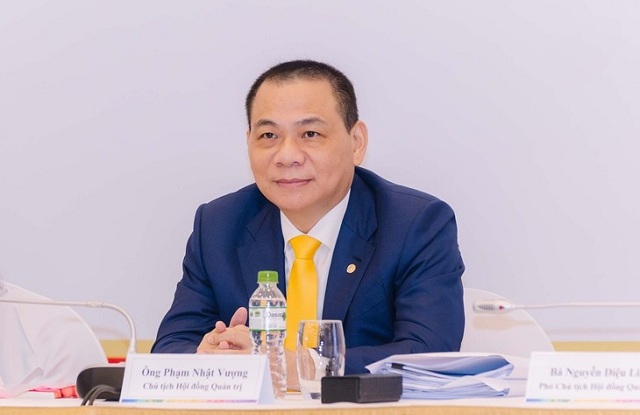 ong-pham-nhat-vuong-muon-gop-them-gan-10-600-ti-dong-vao-cong-ty-dien