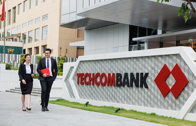 Techcombank lập kỷ lục lợi nhuận quý 3, tiếp đà tăng trưởng bền vững