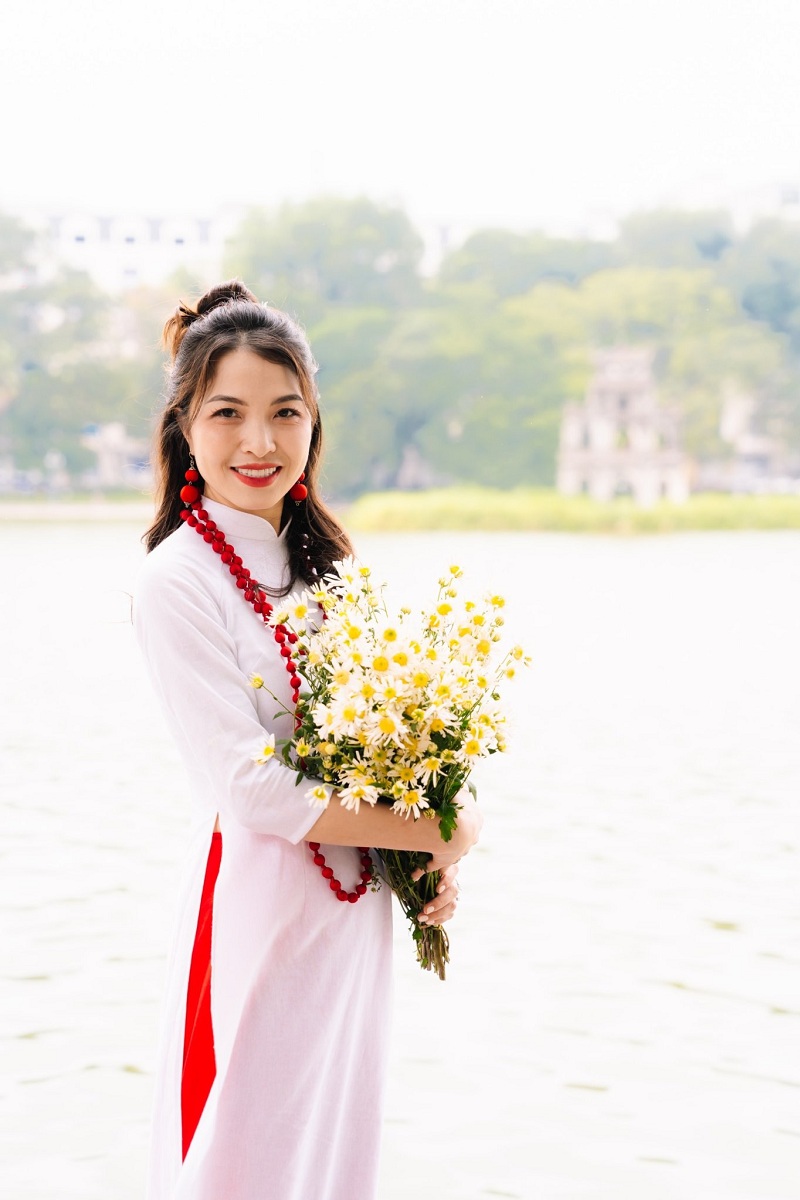 doanh-nhan-le-hien-luong-ao-dai-4