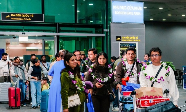 phu-quoc-nhon-nhip-don-khach-quoc-te-an-do-dip-cuoi-nam-2025