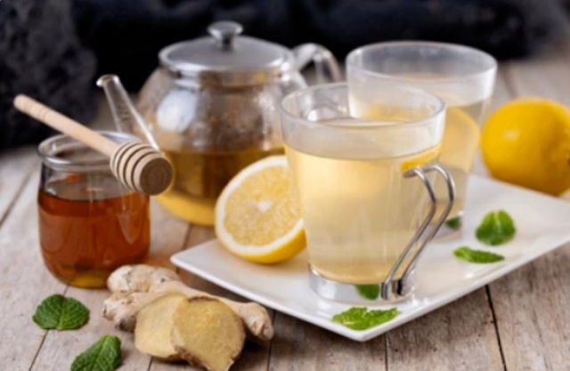 uong-nuoc-chanh-gung-truoc-khi-di-ngu-co-tac-dung-gi-5-loi-ich-cho-suc-khoe