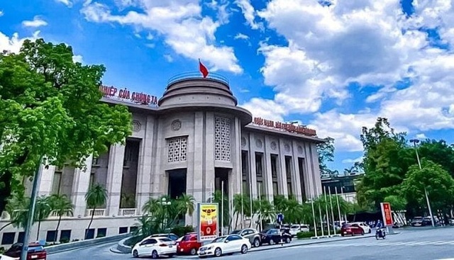 nhnn-siet-ky-luat-thi-truong-tien-te-yeu-cau-giam-lai-suat