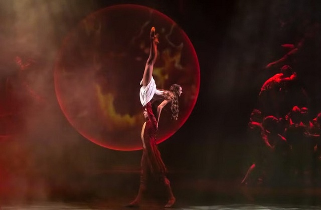 kiet-tac-ballet-nga-tung-gay-sot-tai-hon-40-quoc-gia-sap-dien-o-viet-nam