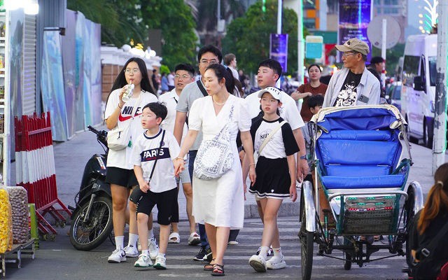 Nha Trang - Khánh Hòa làm cách nào để hút du khách Hàn Quốc?