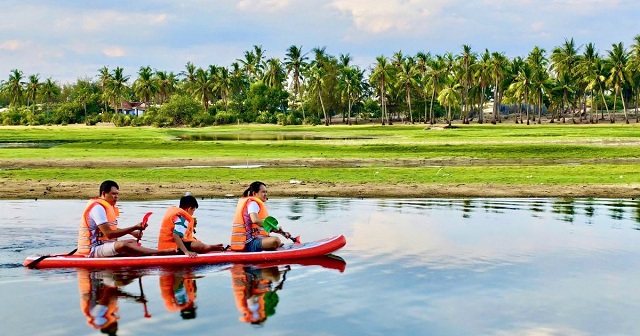 dam-nuoc-ngot-sat-bien-dep-nhu-tranh-o-quang-ngai