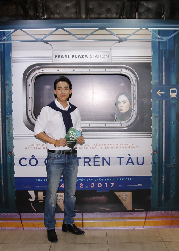 7-co-gai-tren-tau