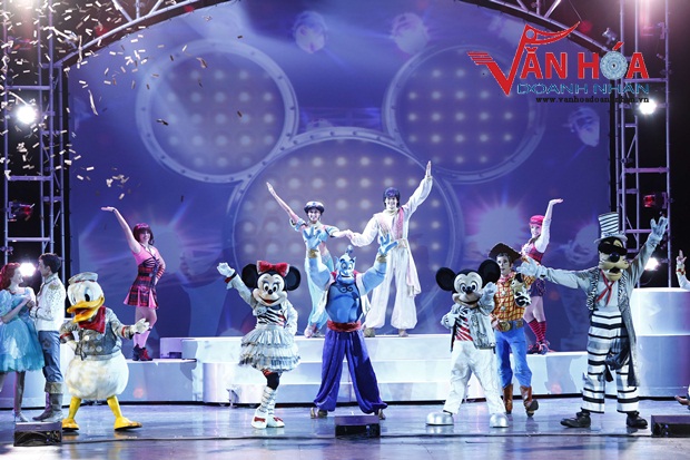 1-le-hoi-am-nhac-cua-mickey-van-hoa-doanh-nhan