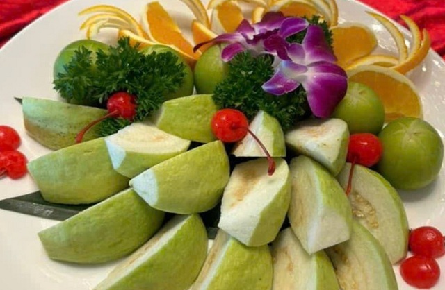 nhung-loai-trai-cay-giau-vitamin-c-chanh-khong-phai-la-nhat