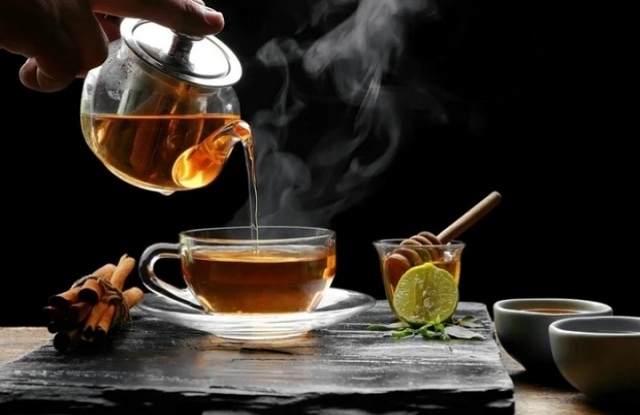 cach-uong-tra-xanh-dung-cach-dung-de-than-duoc-gay-hai-suc-khoe