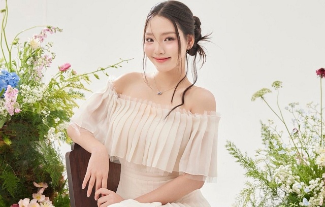 my-nhan-18-tuoi-dong-lien-tiep-3-phim-doanh-thu-tram-ty-dong