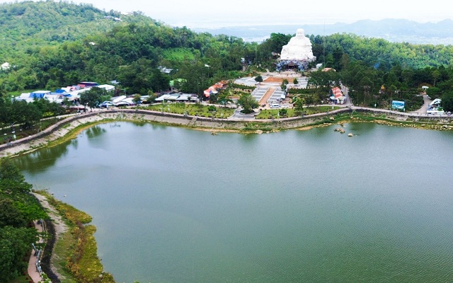 cac-ho-nuoc-o-an-giang-vua-tru-nuoc-lam-ruong-vua-khai-thac-du-lich