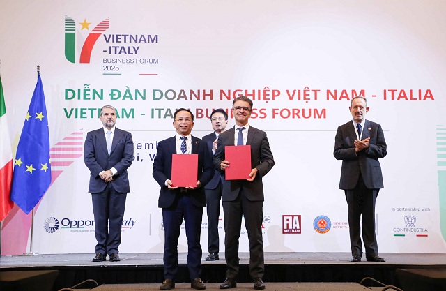 evn-va-cdp-ky-y-dinh-thu-hop-tac-du-an-thuy-dien-tich-nang-bac-ai