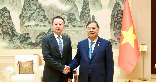 pho-thu-tuong-thuong-truc-pham-gia-tuc-tiep-lanh-dao-mot-so-tap-doan-lon-cua-trung-quoc