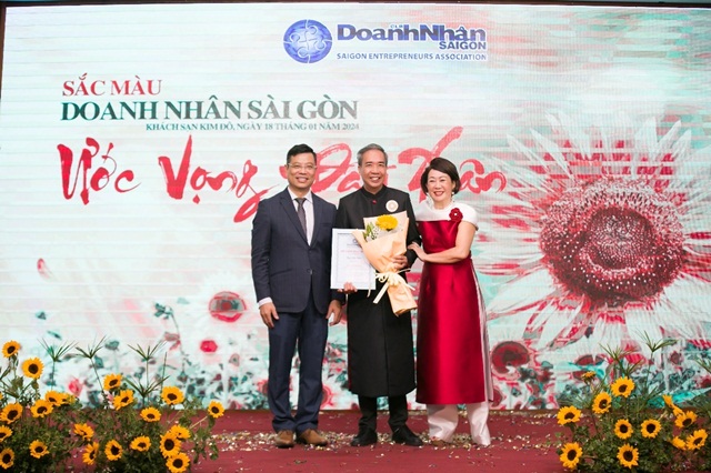 sac-mau-doanh-nhan-25