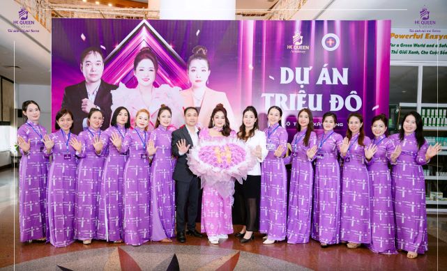 hk-queen-ra-mat-du-an-trieu-do-dinh-huong-chien-luoc-dot-pha-cho-nganh-lam-dep-va-cham-soc-suc-khoe-phu-nu-VANHOADOANHNHAN8