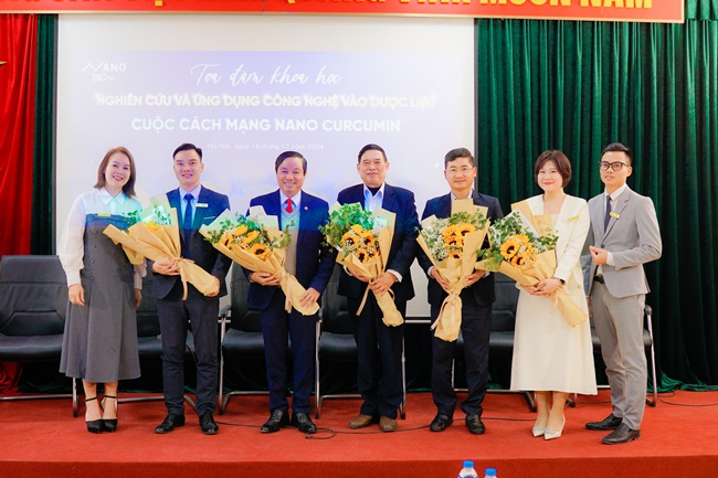 ceo-thuy-tien-tu-chuyen-gia-suc-khoe-den-doanh-nhan-tien-bieu-cua-cong-ty-cp-duoc-pham-bio-vn-vanhoadoanhnhan6