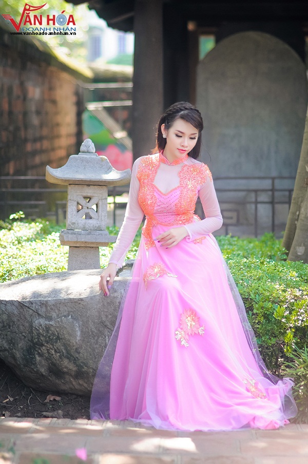 thanh-trang-ao-dai-hong-7