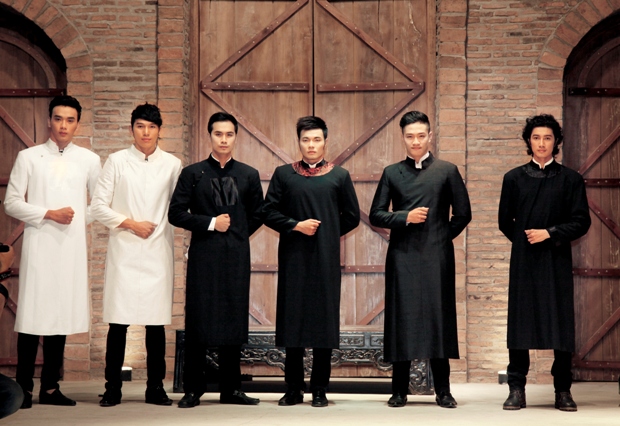 vhdn-trien-lam-ao-dai-VN-12